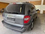 Chrysler Voyager LX 1. Hand 7 Sitze HU 12/2026 - Chrysler Voyager mit Benzin-Antrieb: Kleinbus
