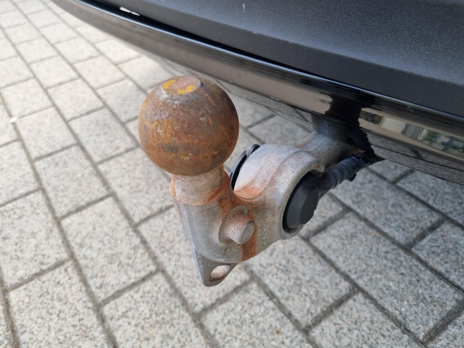 Fahrzeugabbildung Volvo XC40 T4 Recharge R-Design 'AHK, Panoramadach'