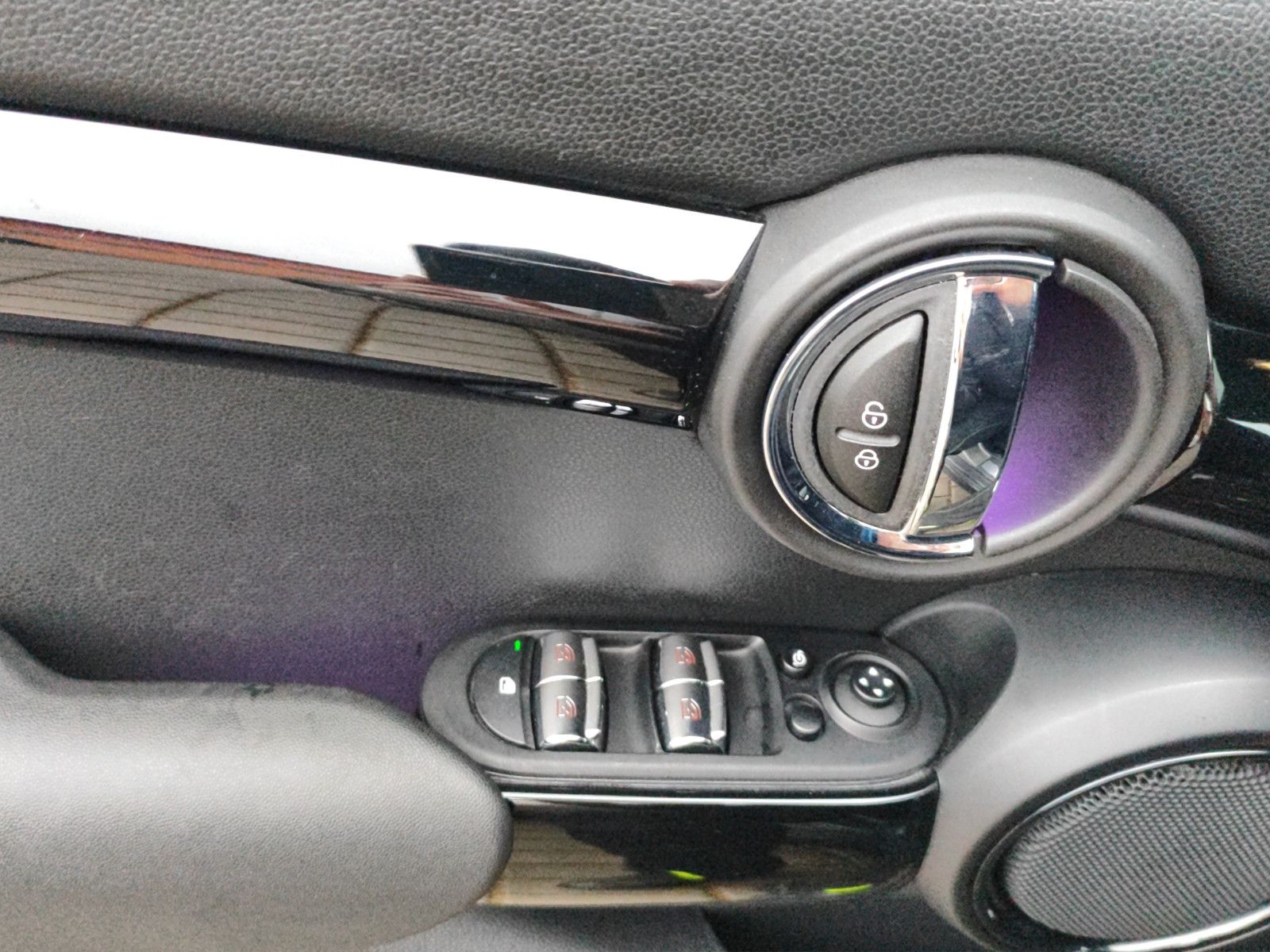 Fahrzeugabbildung MINI Cooper S*Ambiente*Pano*Kamera*LED*Navi*