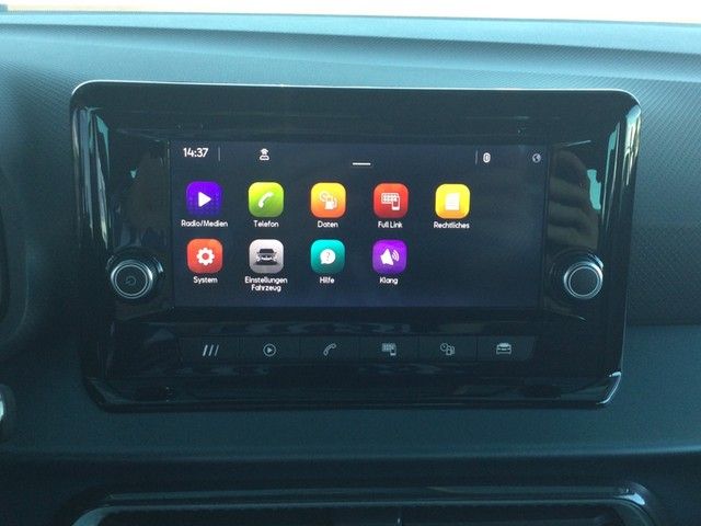 Fahrzeugabbildung SEAT Arona Xperience DSG LED RFK App ACC SH