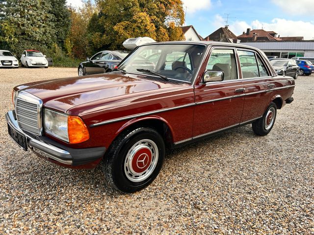 Mercedes-Benz 300d*W123*157.000KM*H-KENNZEICHEN*AUTOMATIK*SSD*