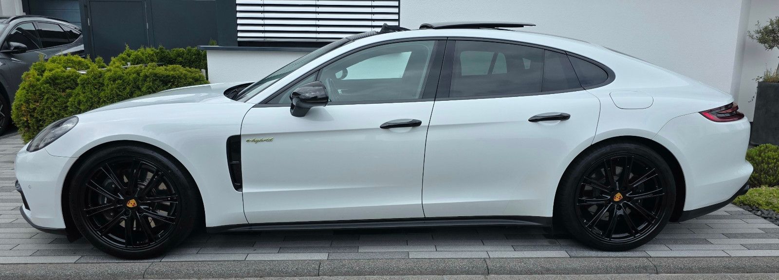Porsche Panamera 4 E-Hybrid, Pano, Softclose, Head Up imagem 3