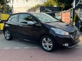 Peugeot 208 Allure 1.6*Leder*Multimedia*Shz*1.HD - Peugeot 208 aus 2013