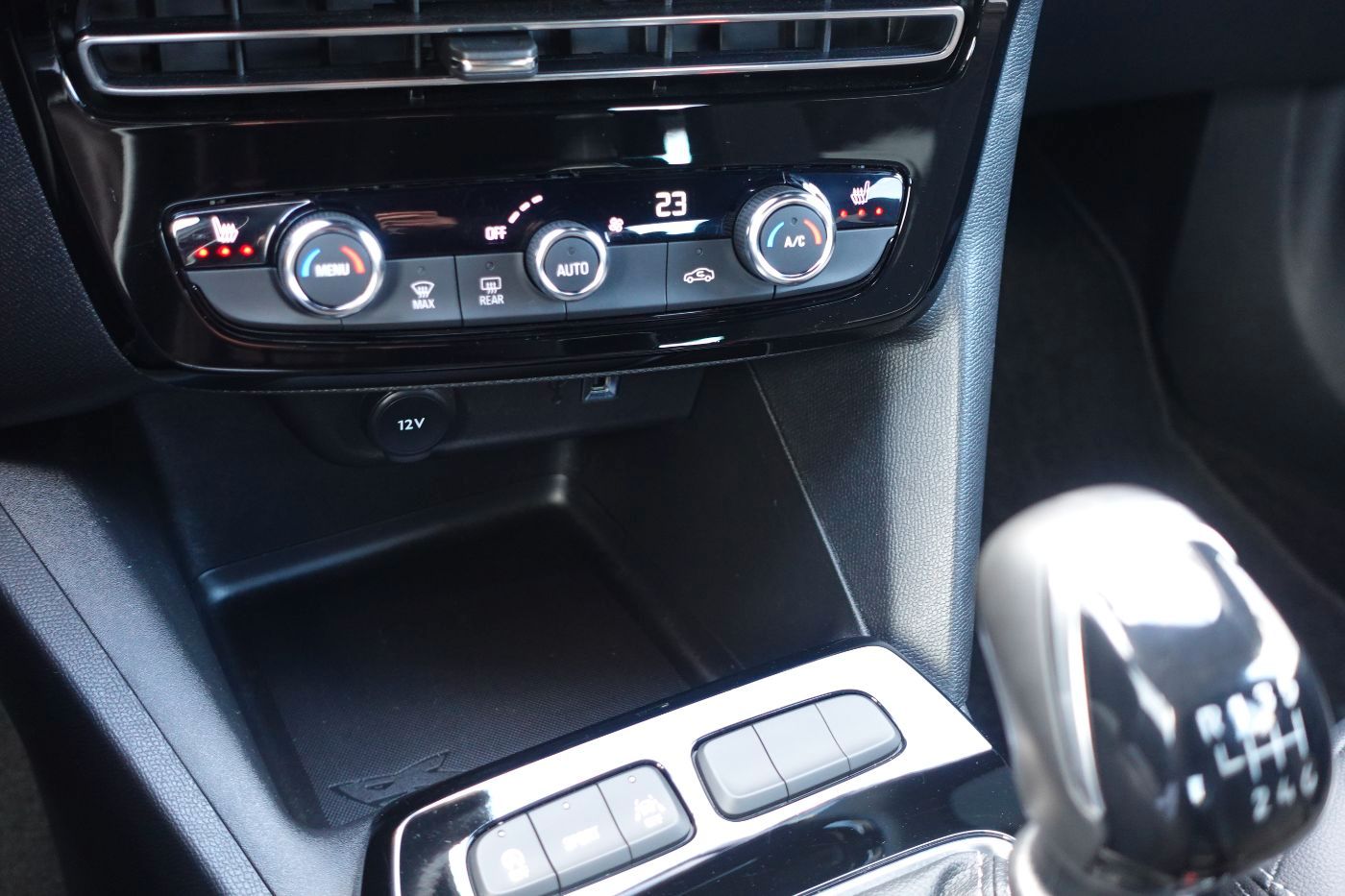 Fahrzeugabbildung Opel Mokka 1.2 Turbo Ultimate KlimaA,SHZ,ACC,Alcant.