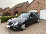Mercedes-Benz E 320 CDI 4MATIC AVANTGARDE Sport Paket  - Mercedes-Benz E 320: Cdi 4matic