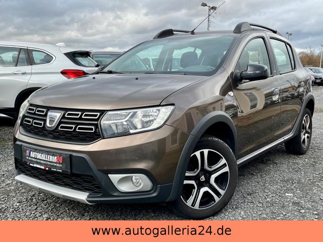 Dacia Sandero 0.9 II Stepway Celebration Navi RKam 1HD