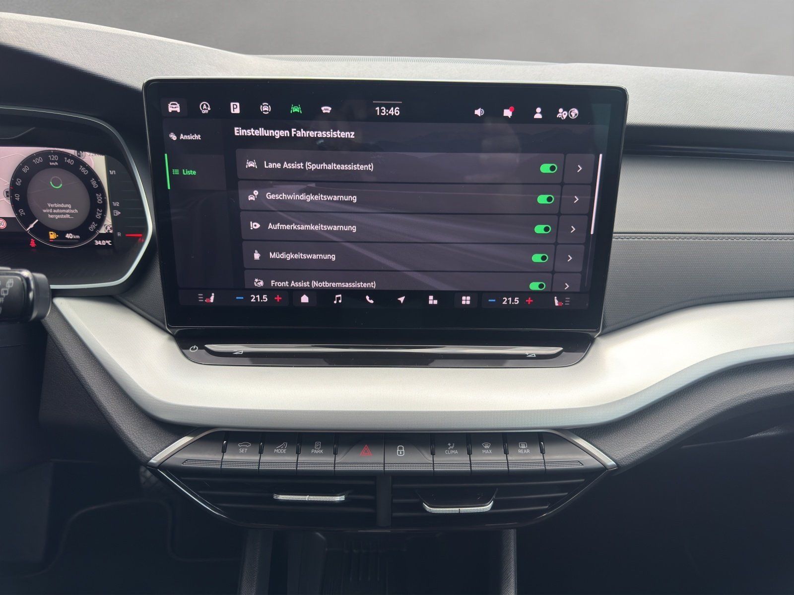 Fahrzeugabbildung SKODA Octavia 2.0 TDI DSG Selection/AHK/KAMERA/ACC/