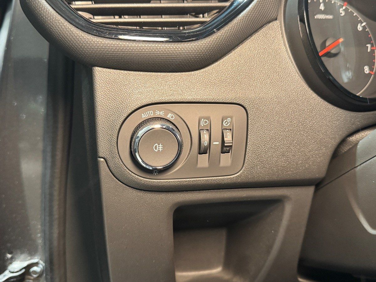 Opel Crossland (X) - Bild 9