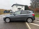 BMW 220i Active Tourer/Panorama/Leder/Automatik - BMW 220 Gebrauchtwagen in Berlin
