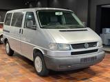 Volkswagen T4 CARAVELLE 2.5TDI 8SITZE KLIMAAUT+STANDHZG 1HD - Volkswagen T4: 2.5