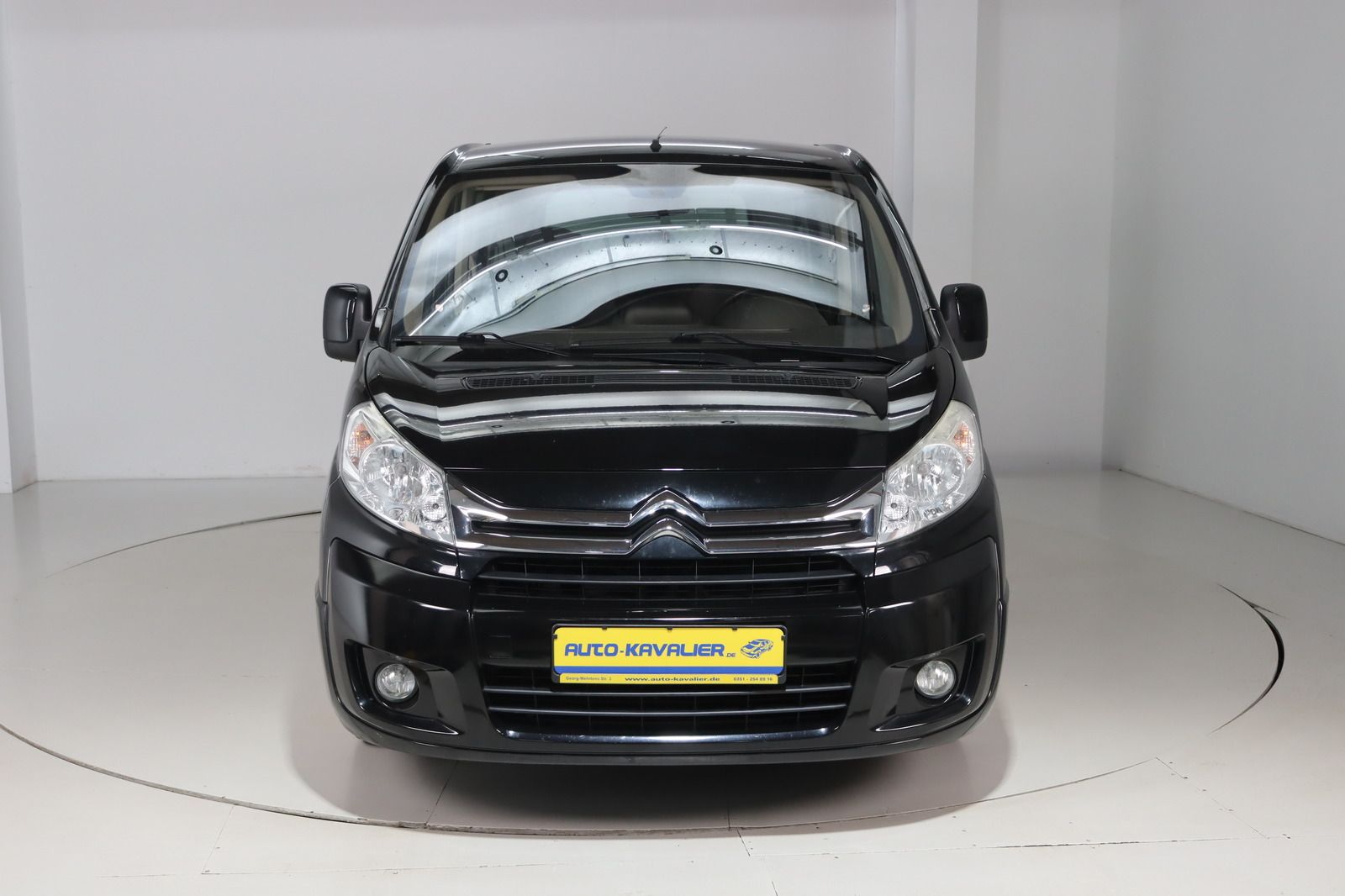 Fahrzeugabbildung Citroën Jumpy L2 2.0 HDI 125 FAP Exclusive 8-Sitzer
