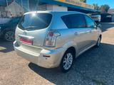Toyota Corolla Verso 2.2-l-D-4D Klima Start/Stop 7Sitze - Toyota Corolla Verso mit Diesel-Antrieb