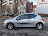 Peugeot 207 TENDANCE*KLIMA*ISOFIX*100.000*TKM*TÜV*03/202 - gebrauchte Peugeot 207 aus dem Jahr 2006