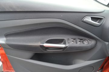 Fahrzeugabbildung Ford C-Max Champions Edition