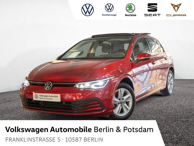 Volkswagen Golf VIII 1.5 eTSI DSG Life Navi-Pro AHK Pano