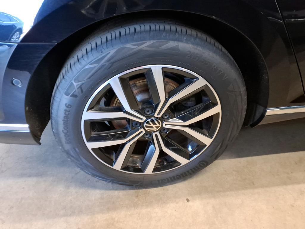 Volkswagen Passat Variant Elegance 1.5 TSI RFK*PDC*Tempo*SH
