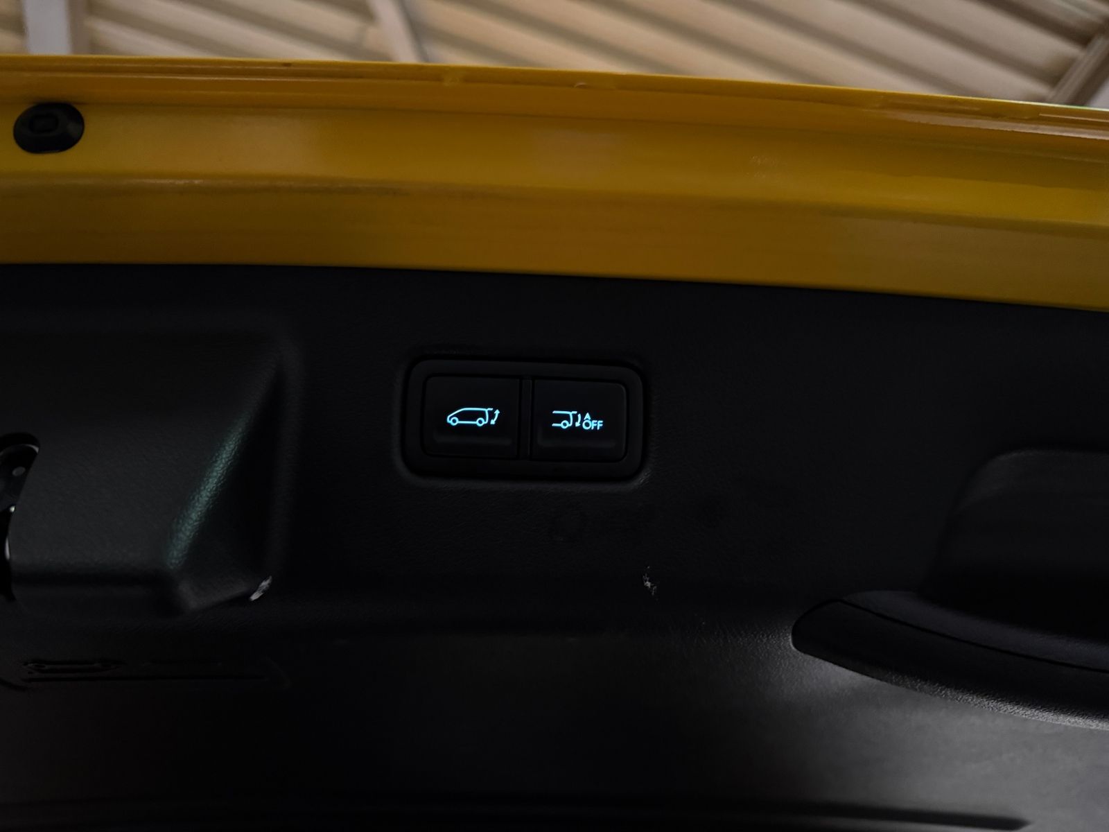 Fahrzeugabbildung Hyundai STARIA Prime 4WD PANO 360° LED NAV SHZ