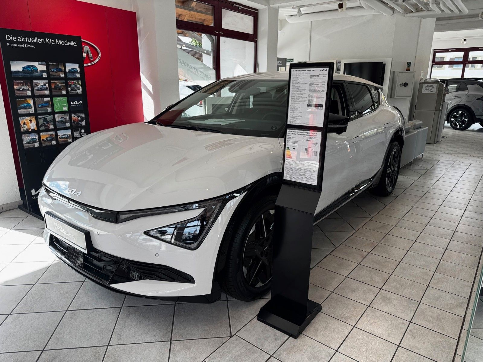 Fahrzeugabbildung Kia EV6 PE EARTH 84 RWD WP CO AS SD DR