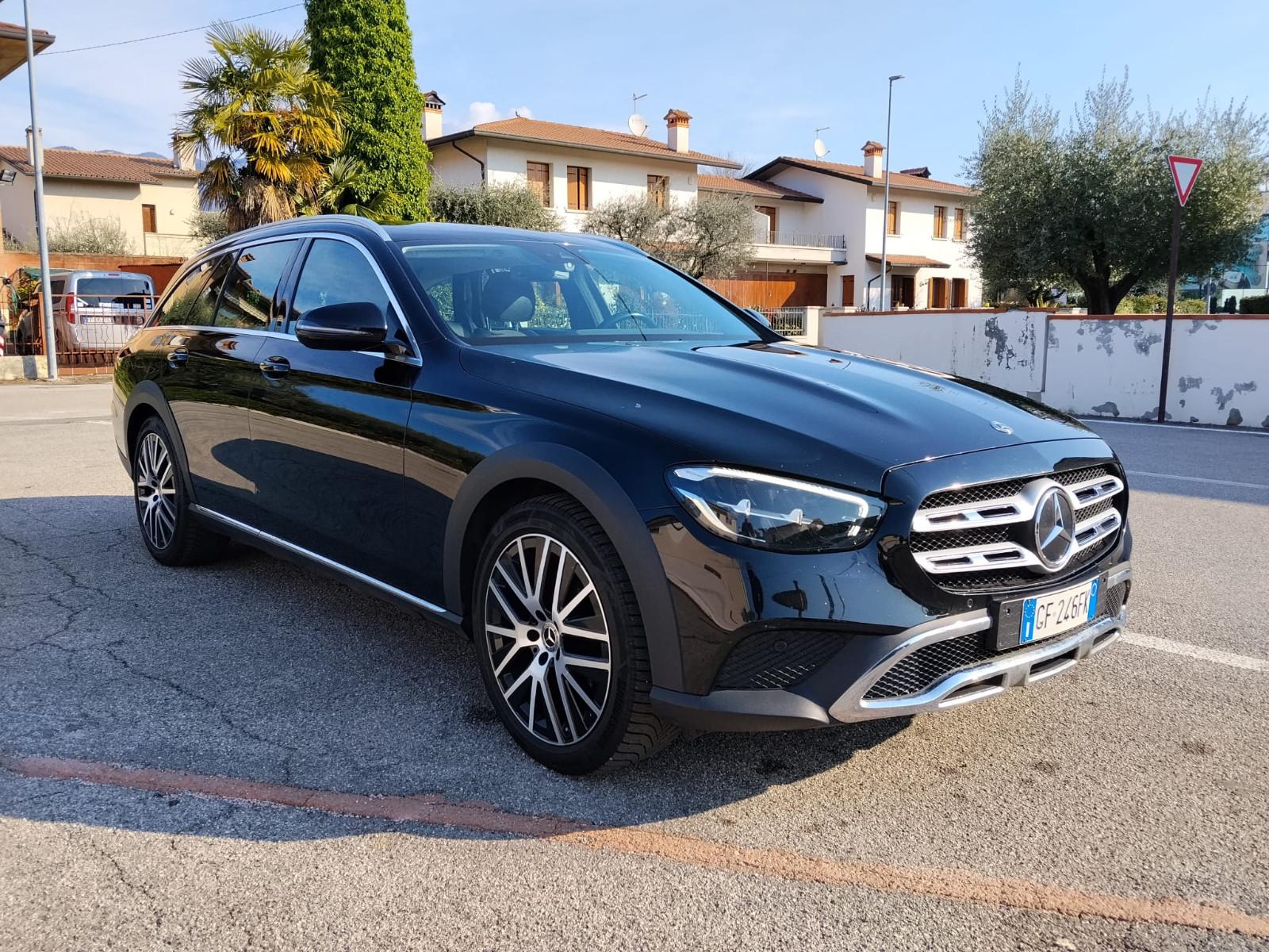 Mercedes-Benz E 220 d 4MATIC T All-Terrain Autom.