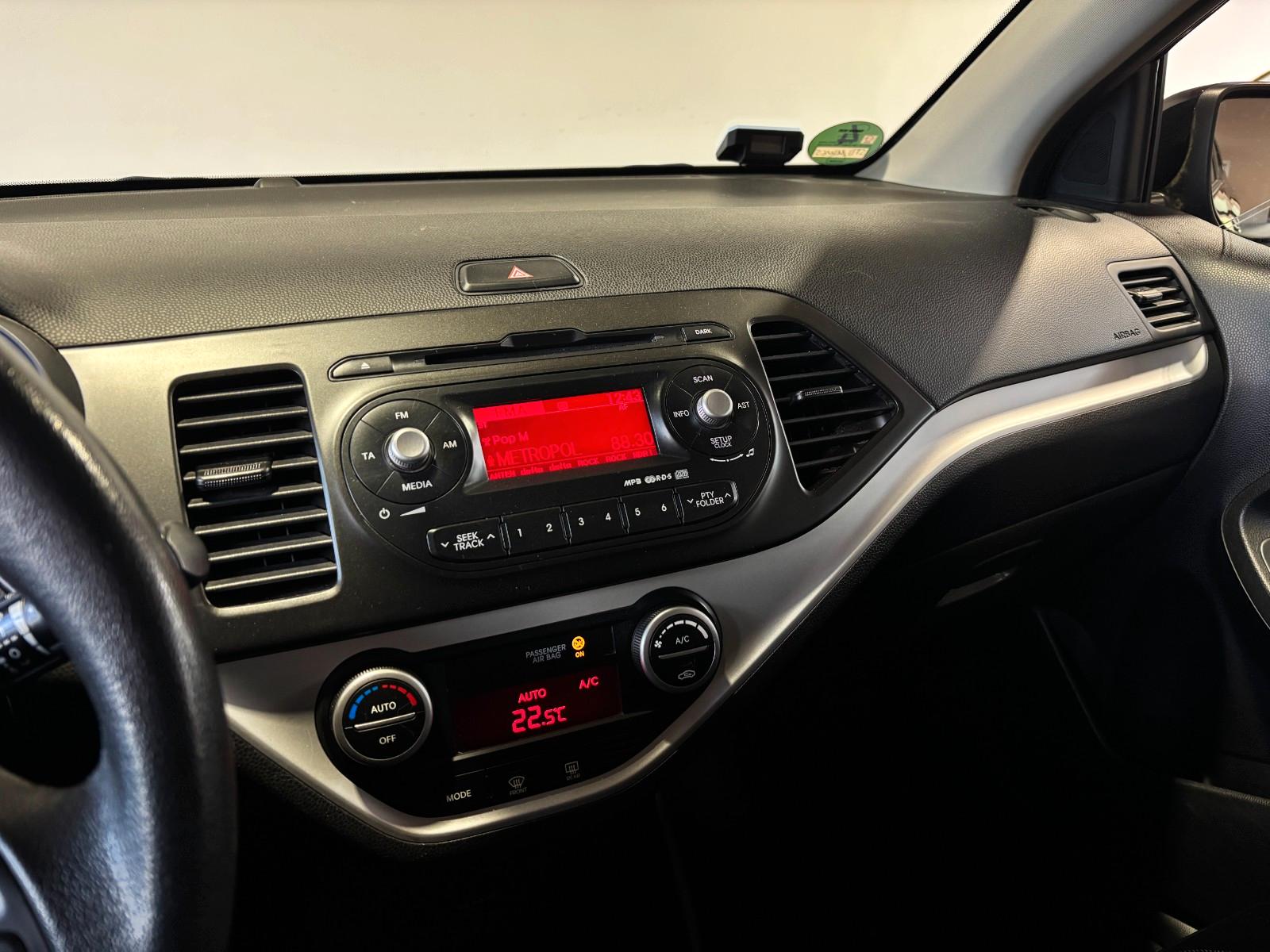 Kia Picanto Spirit | Wenig KM
