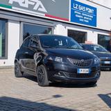 Lancia Ypsilon Firefly- Gold - Lancia von 2026