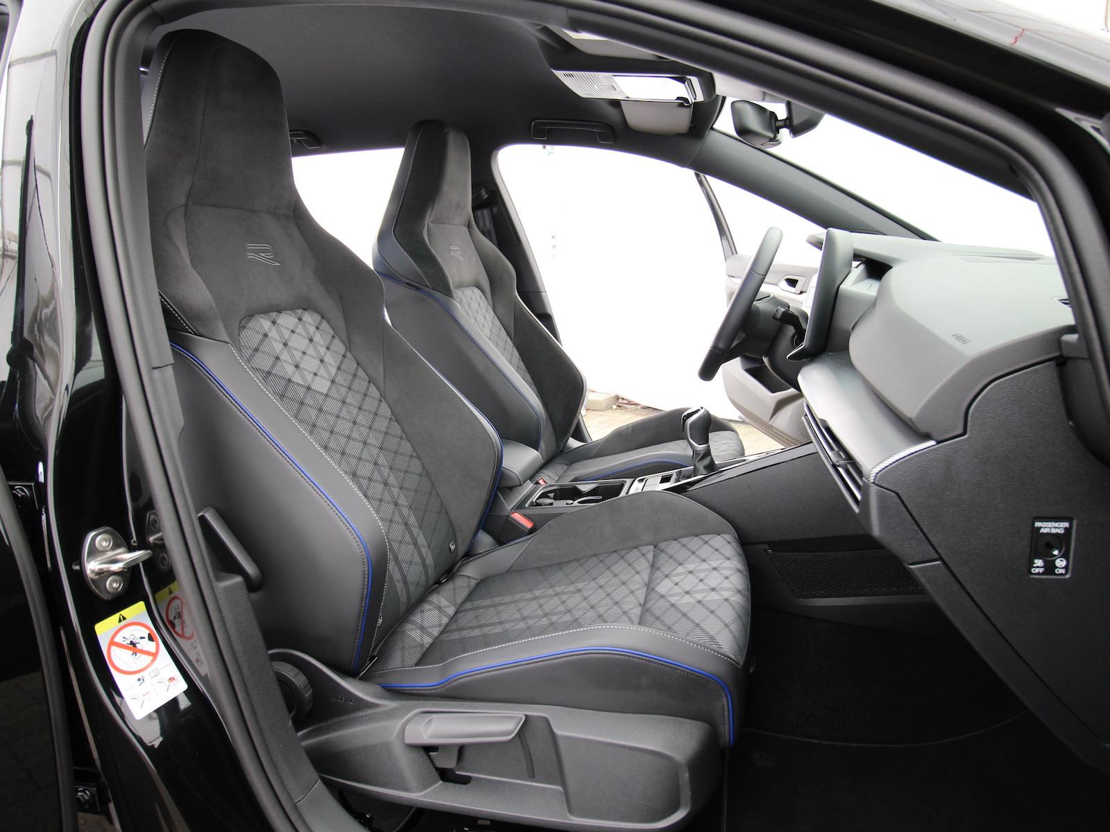 Volkswagen Golf VIII Variant 1.5 TSI R-Line LED+KAMERA+ACC, миниатюра 25