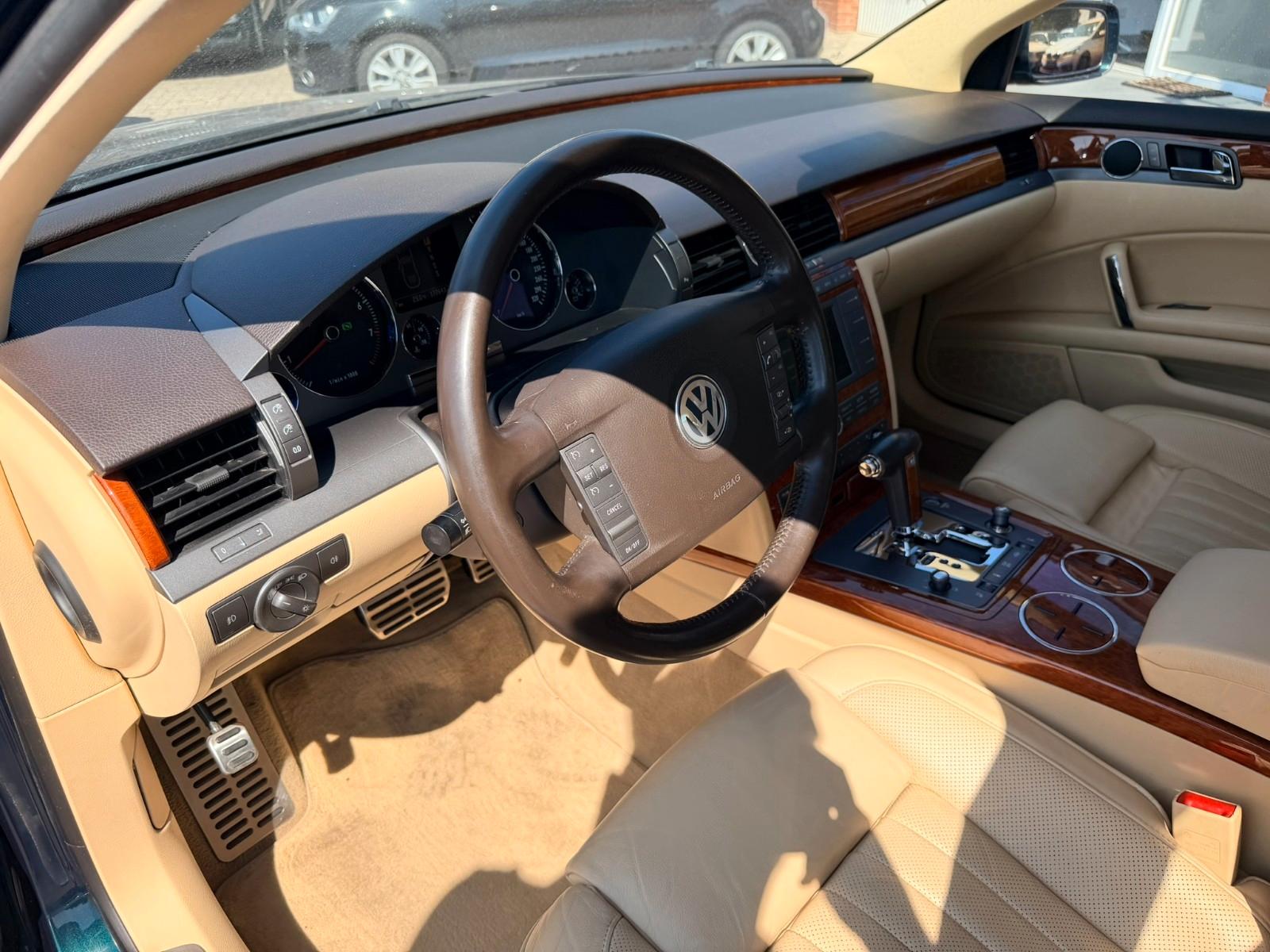 Volkswagen Phaeton V8 4Motion Massage NAVI TMP S-Heft MEMOR