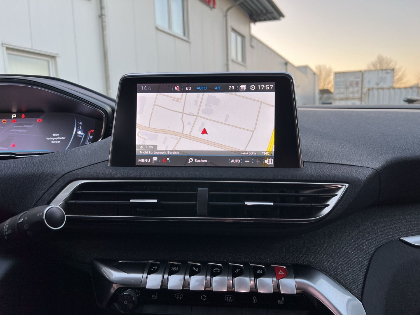 Fahrzeugabbildung Peugeot 3008 Allure PureTech 180 1.6 AHK-abn. Navi