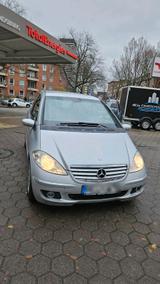 Mercedes-Benz Mercedes A150 - TÜV Neu - Klima - Kamera - Mercedes-Benz A 150 in Hamburg