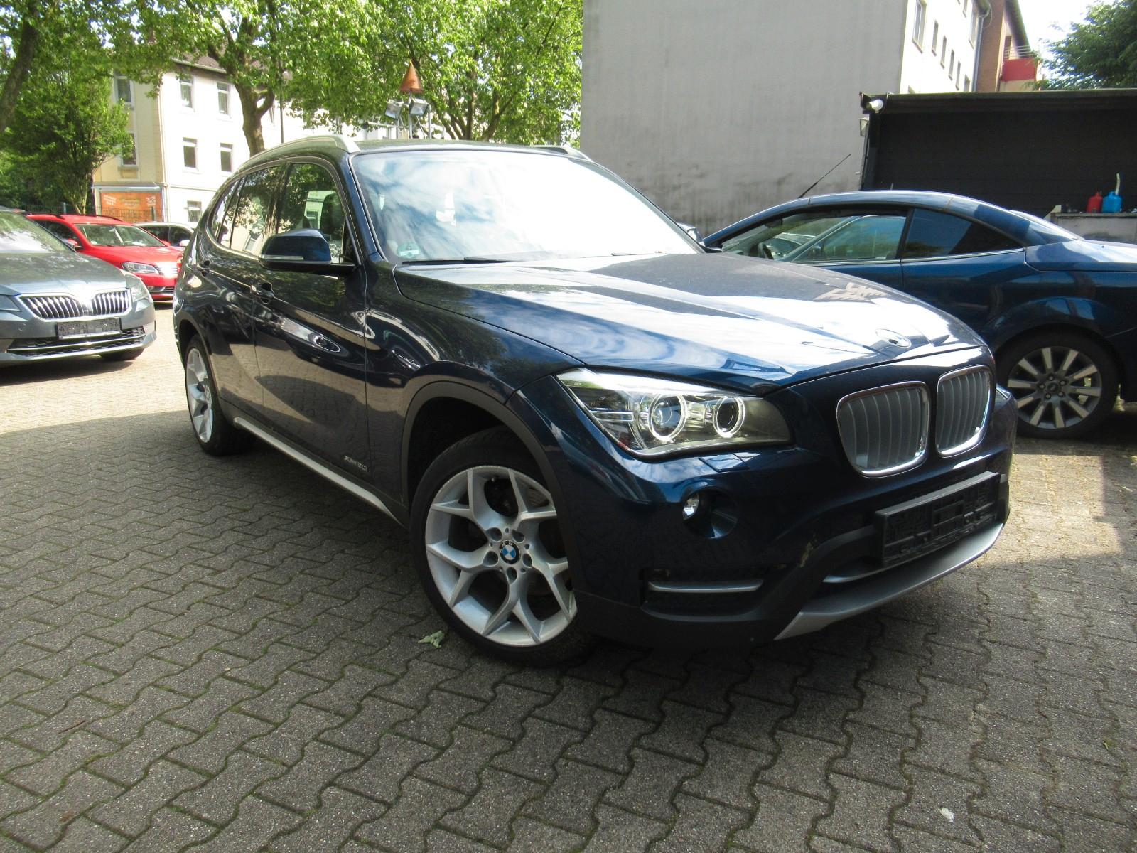 BMW X1 20 i xDrive*X-LINE*PANORAMA*