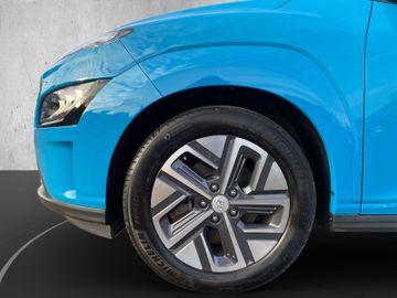 Hyundai Kona Trend Elektro Kam.+KeyLess+LED+Navi+SHZ+LM