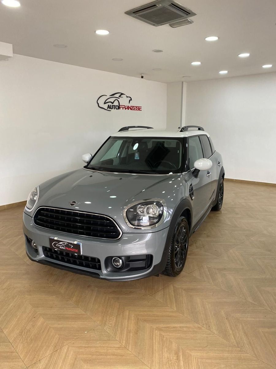 MINI Mini Cooper D Countryman 2.0 imagem 2