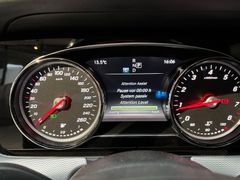 MERCEDES-BENZ E 200 T Avantgarde*LED*Navi*SHZ*Park-Assistent