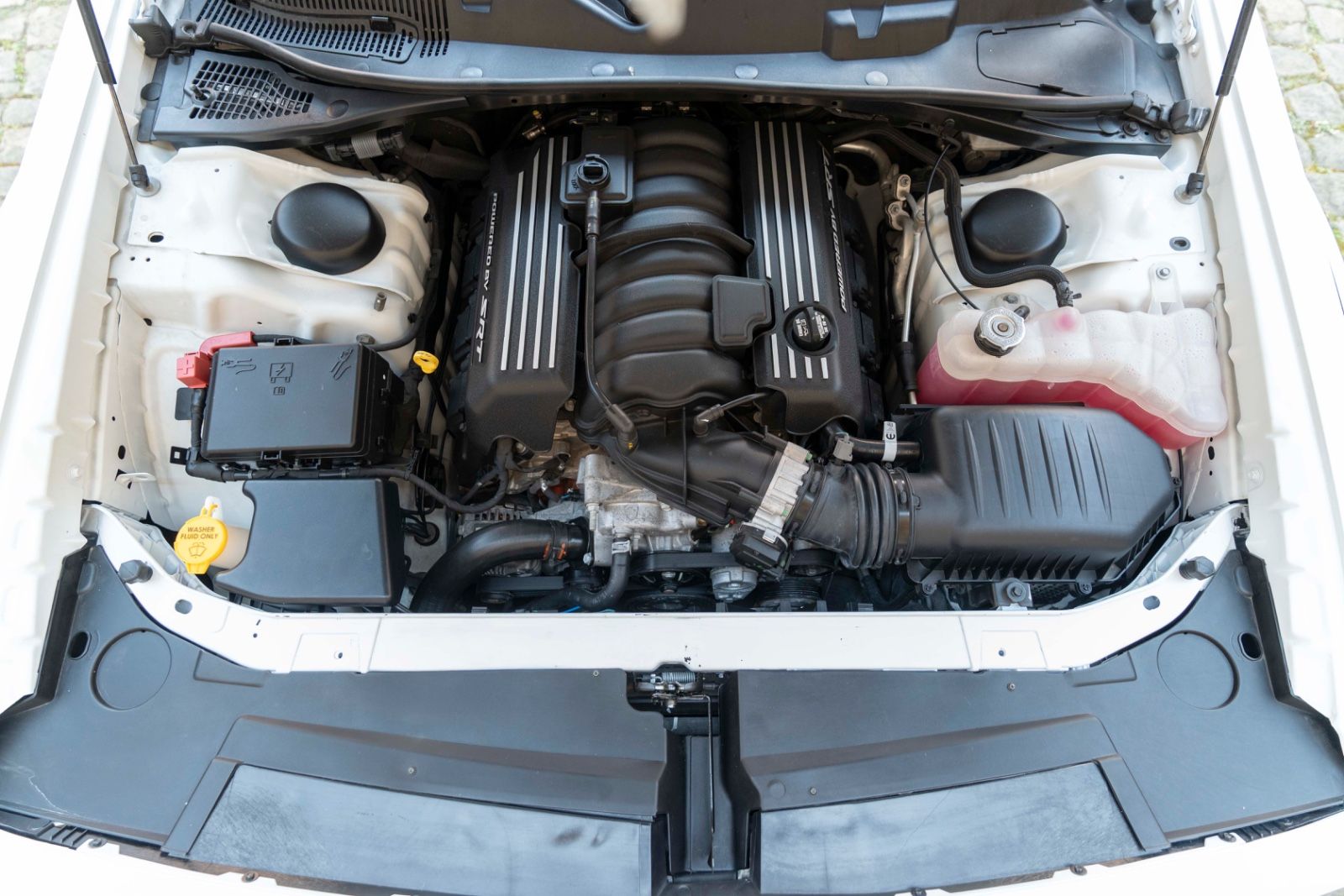 Fahrzeugabbildung Dodge Challenger 6,4L SCAT WIDEBODY ALPINE KAM TOTW
