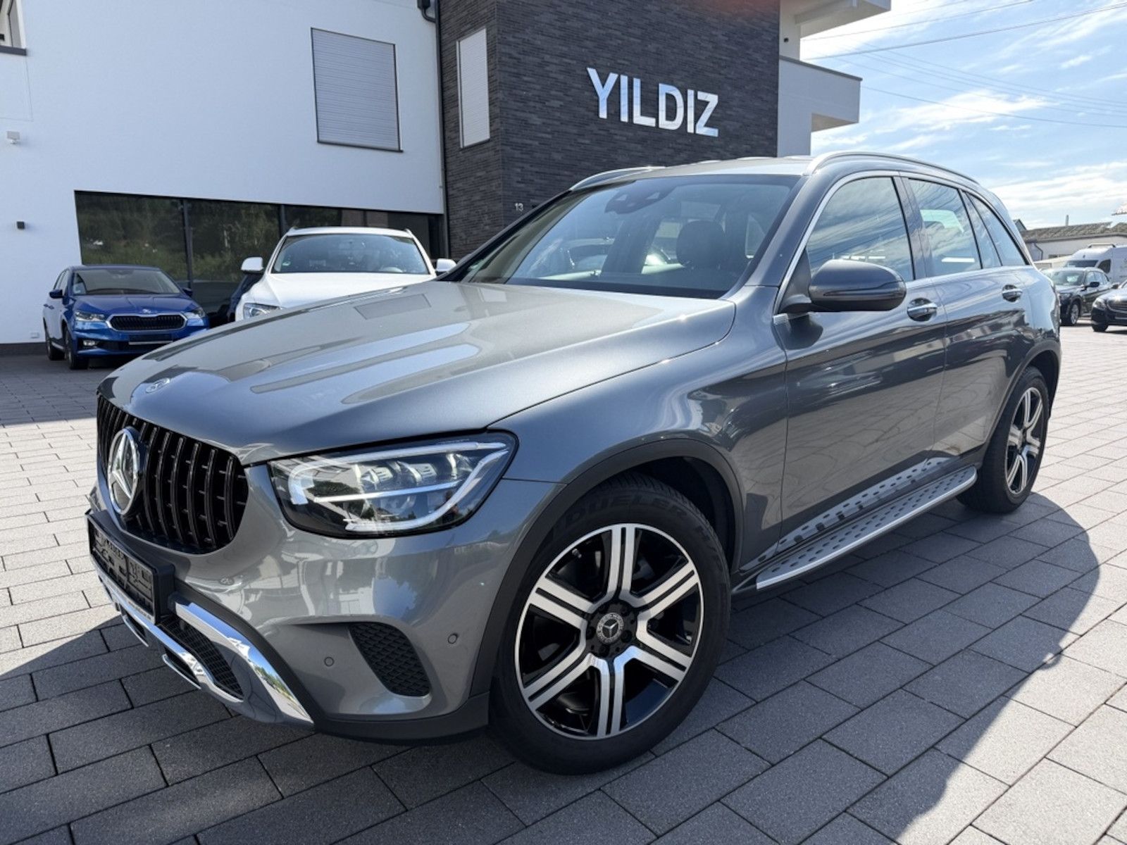 MERCEDES-BENZ GLC 220 d EXCLUSIVE DIGI TACHO ILS KAMERA AHK
