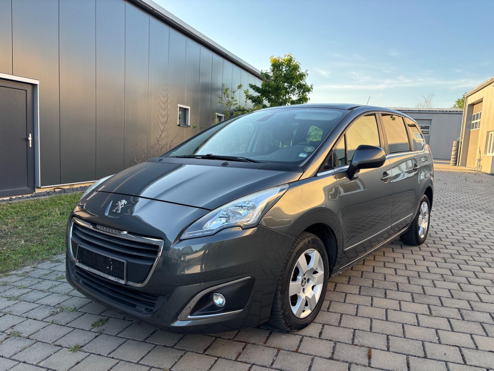 Peugeot 5008 Active 7-Sitzer/AHK/KLIMA/SHZ/PANOR