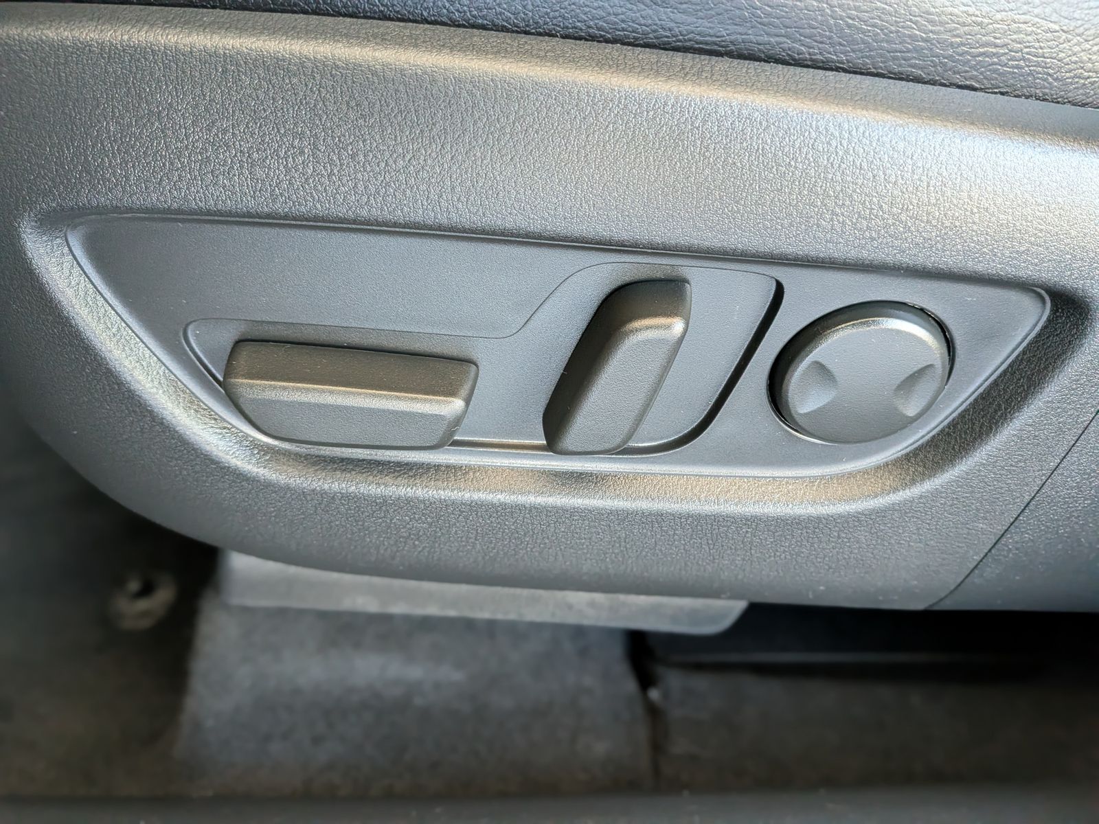 Fahrzeugabbildung Mazda CX-60 2.5L e-SKYACTIV PHEV 327 Homura+ Pano Bose