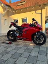 Ducati Panigale V2