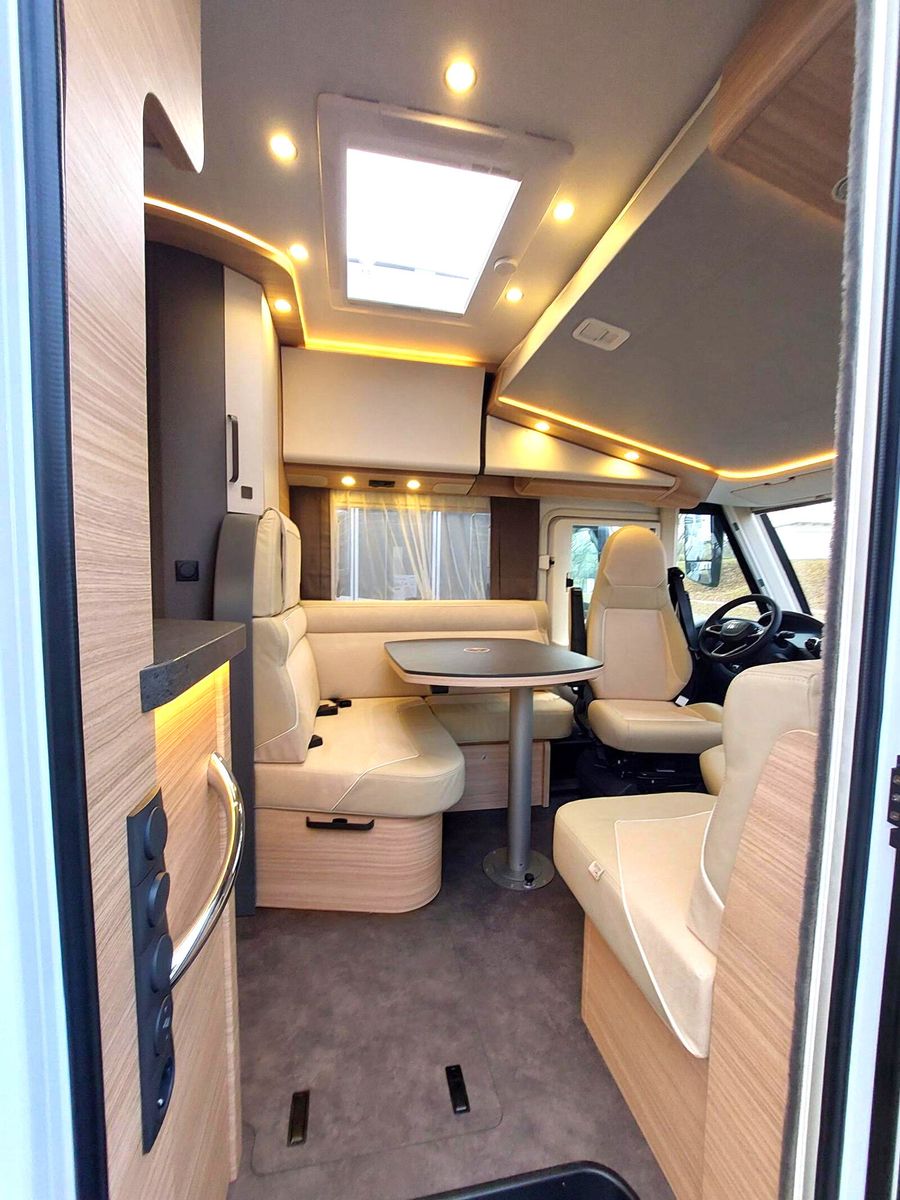 Fahrzeugabbildung Malibu I 430 KB LE comfort FIAT AUTOMATIK TV MARKISE
