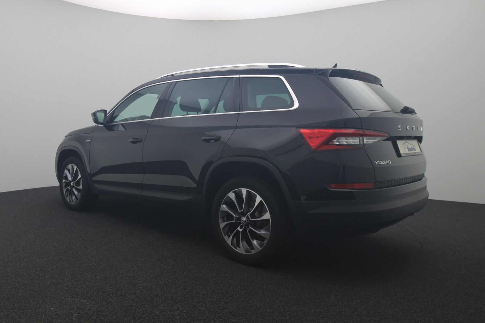 Fahrzeugabbildung SKODA Kodiaq Drive 125 4x4 DSG AHK Navi Standheizung