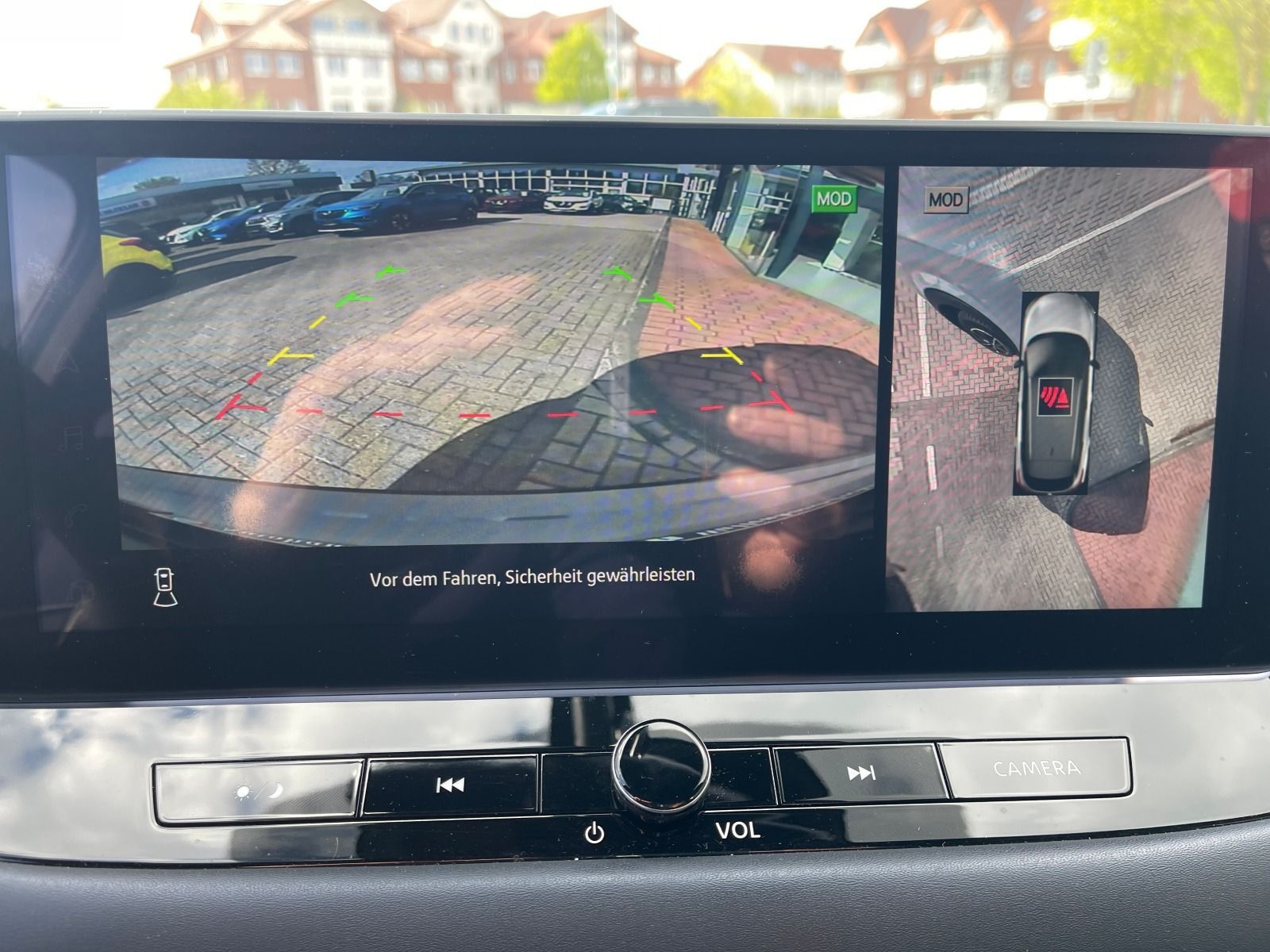 Fahrzeugabbildung Nissan Qashqai 1.3 DiG-T Tekna Automatik Navi Head Up A