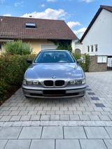 BMW 523i E39 - BMW 523 in München