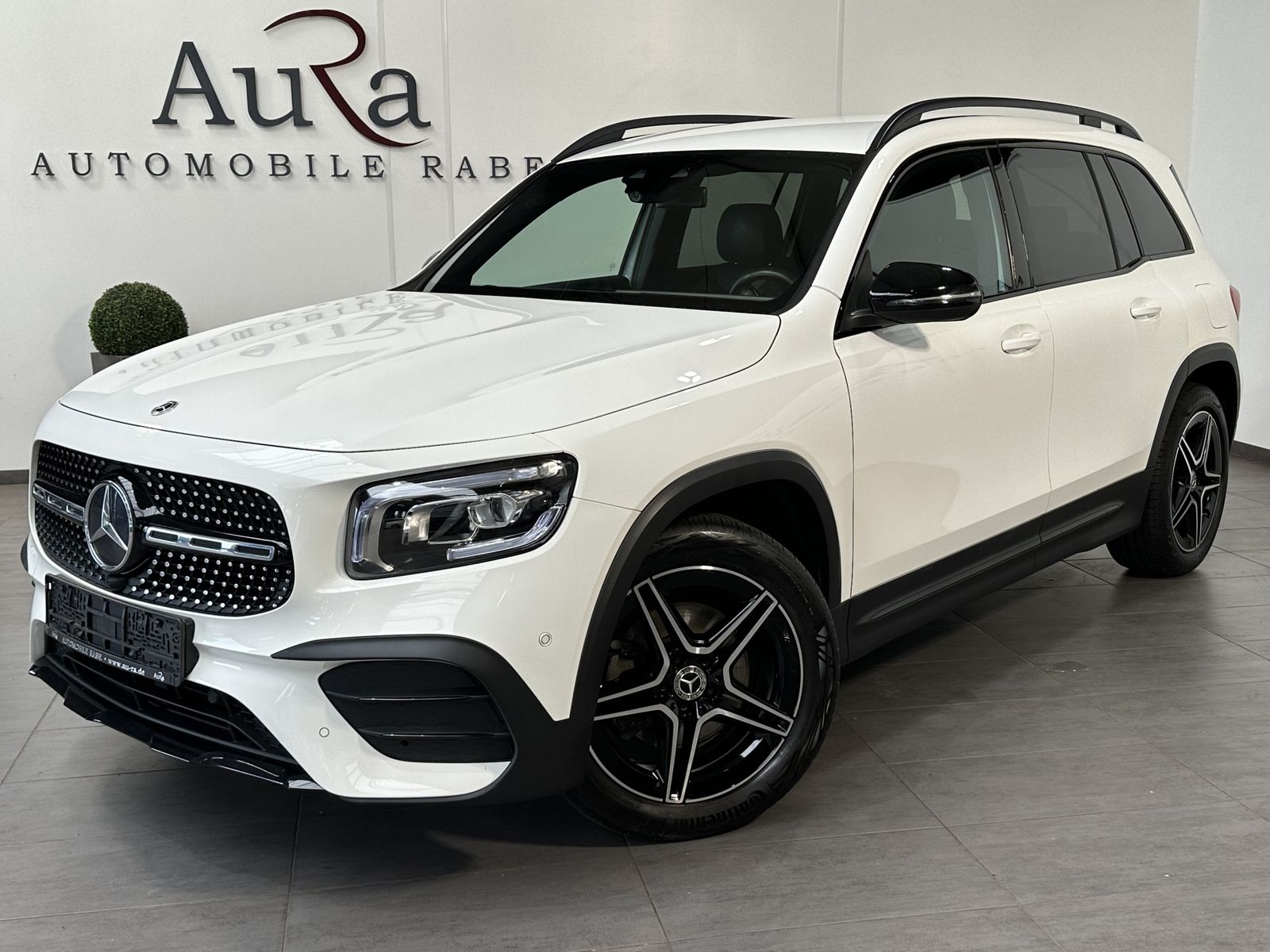 Fahrzeugabbildung Mercedes-Benz GLB 200d AMG-Line NAV+LED+AHK+KAM+WIDE+19ZO+1HD