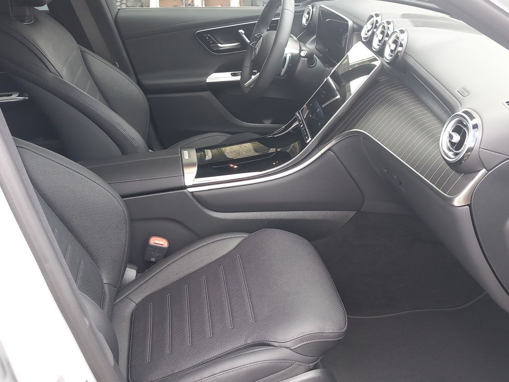 Fahrzeugabbildung Mercedes-Benz GLC 450 d 4M AMG*NIGHT*MEMORY*DISTRON.*PANO*AHK*