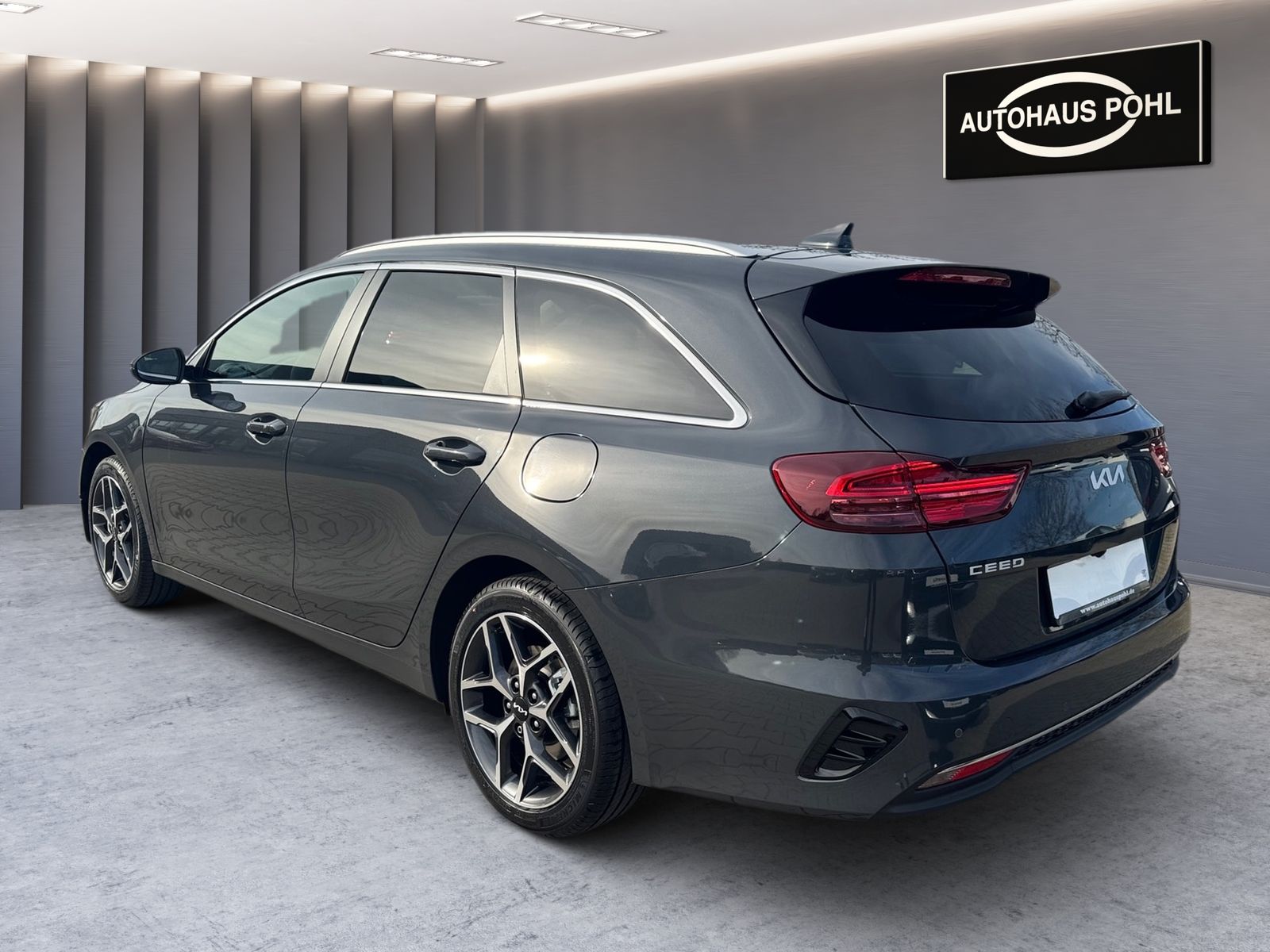 Fahrzeugabbildung Kia CEED_SW 1.0T 100 Ultimate DES JBL