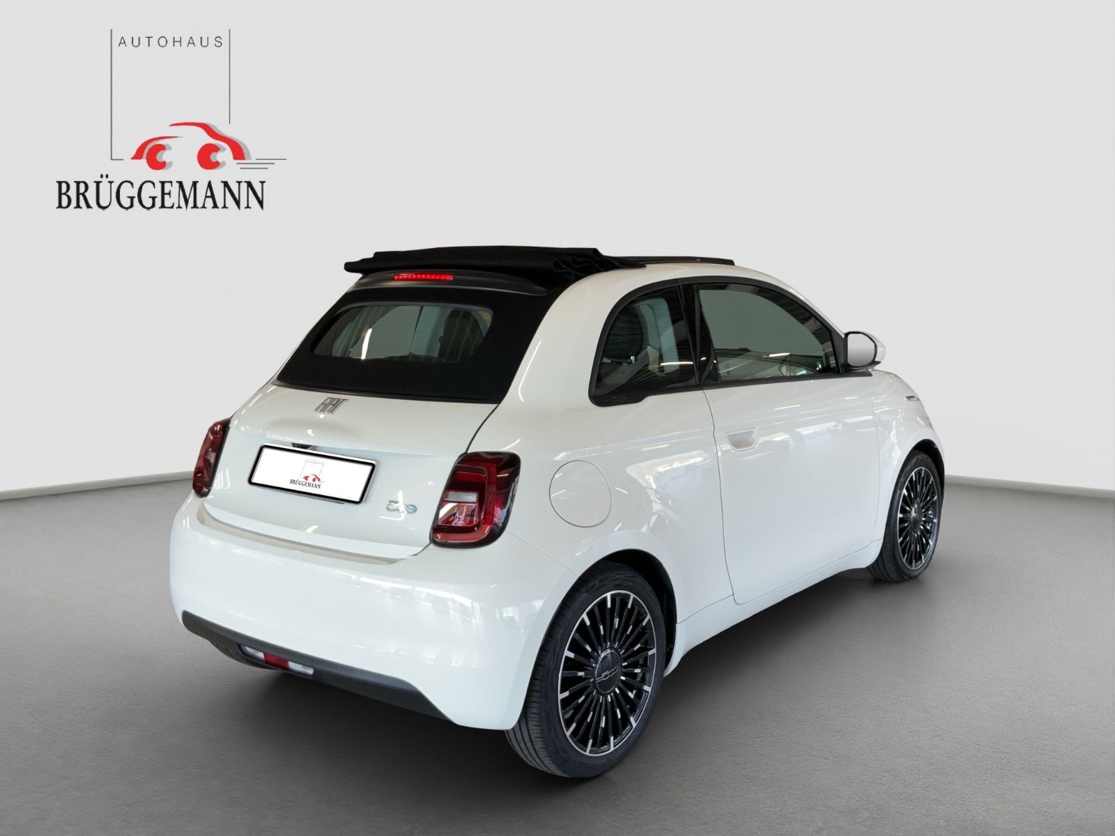 Fahrzeugabbildung Fiat 500e Cabriolet Icon