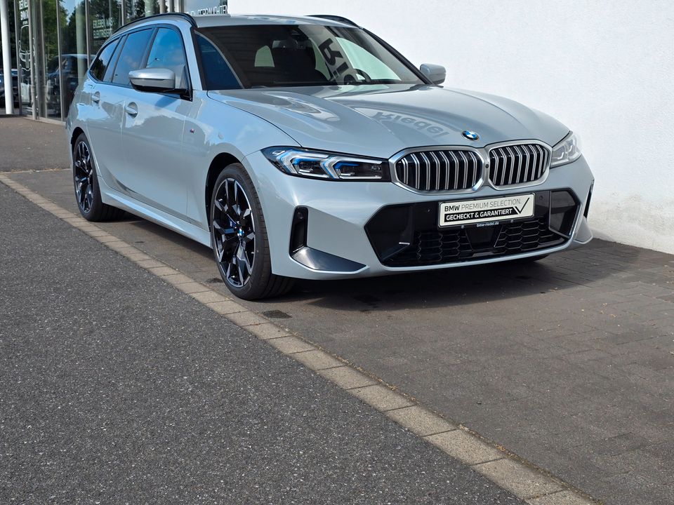 BMW 330i xDrive Touring M Sportpaket*AHK*19"LMR*ACC*