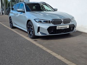 BMW Leasingangebot: BMW 330i xDrive Touring M Sportpaket*AHK*19"LMR*ACC*