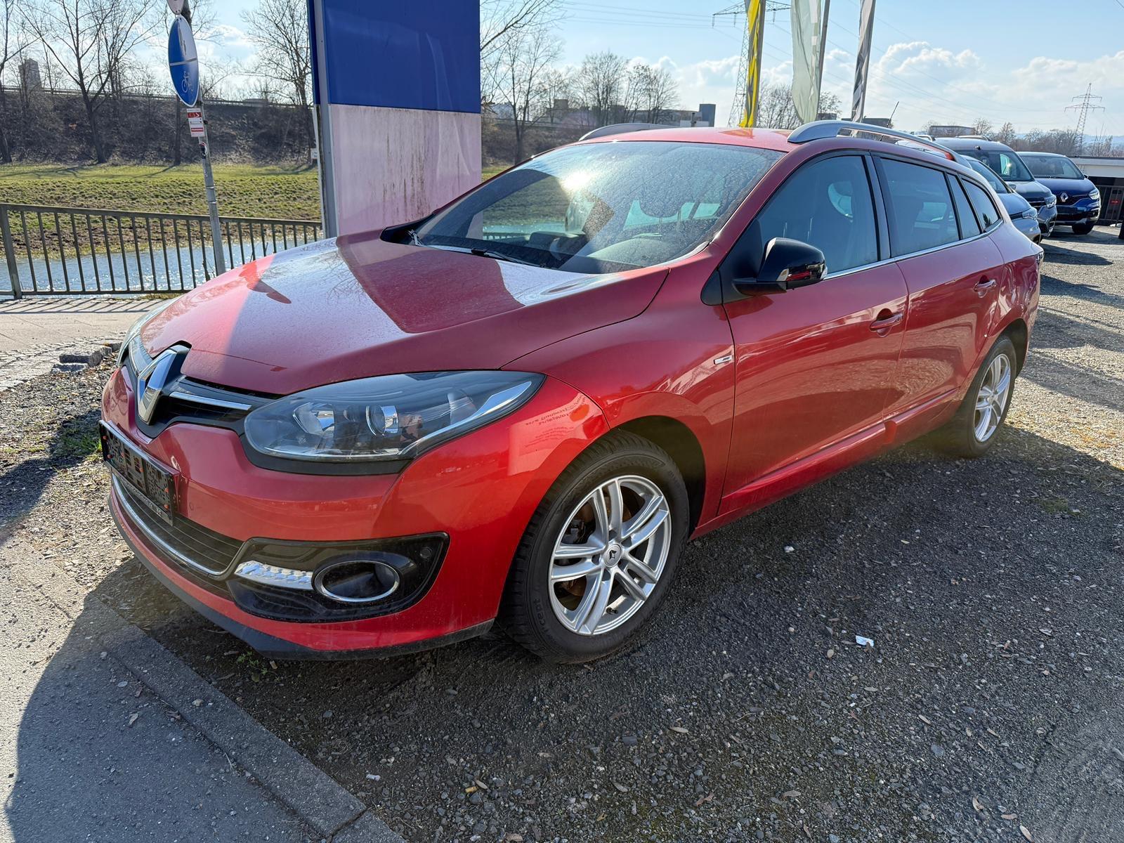 Renault Megane III Grandtour BOSE Edition TCe115 WKR KU!
