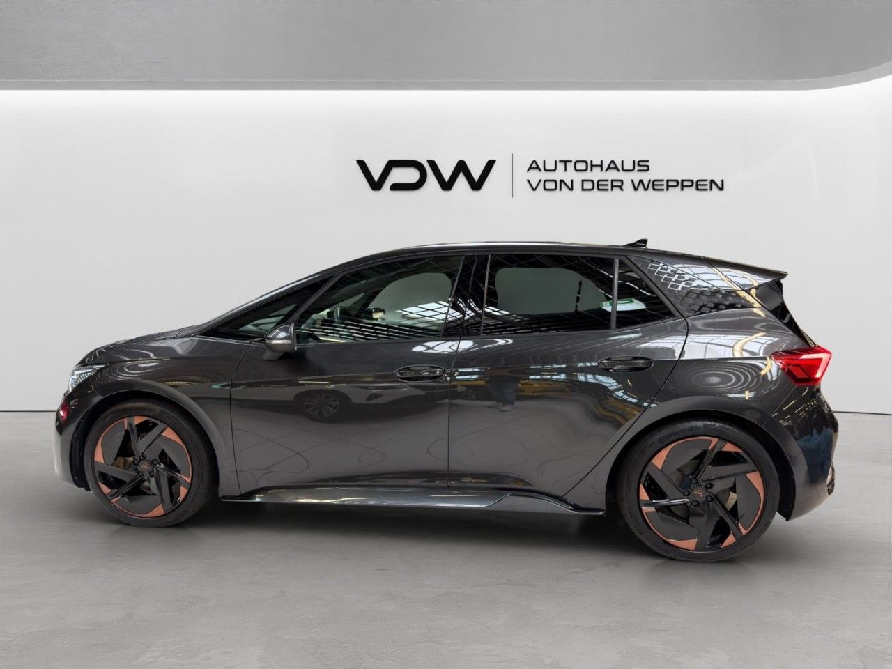 Cupra Born 150 kW/PANO/SHZ Klima Einparkhilfe imagem 3